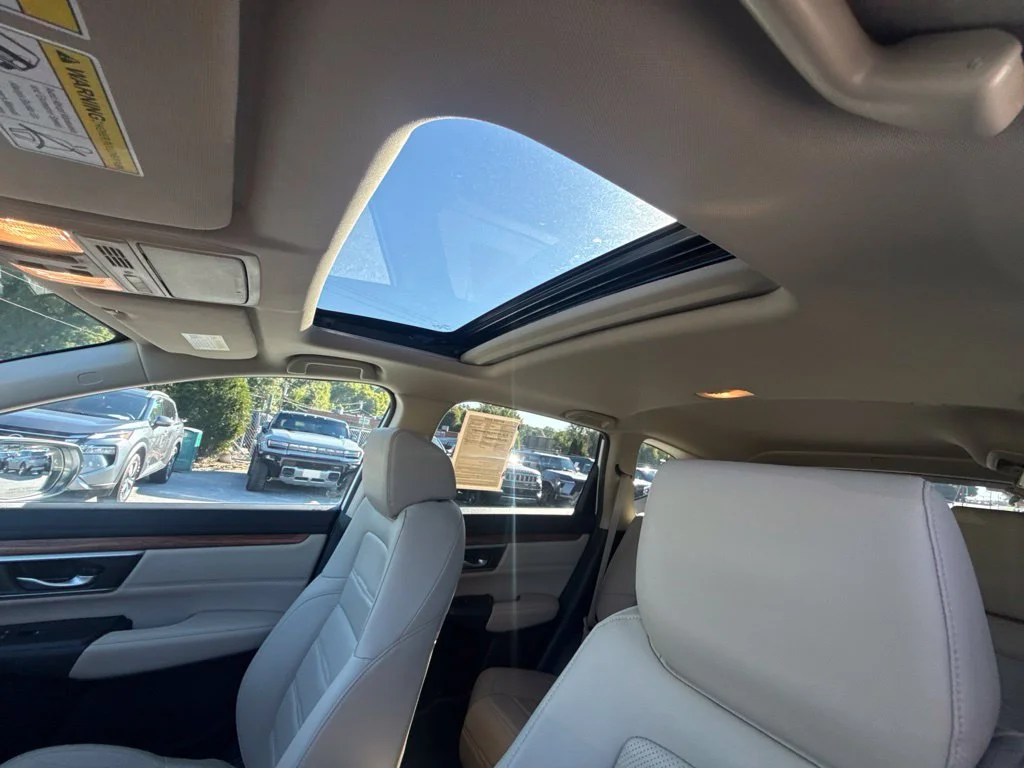 Used 2022  Honda Touring image 10