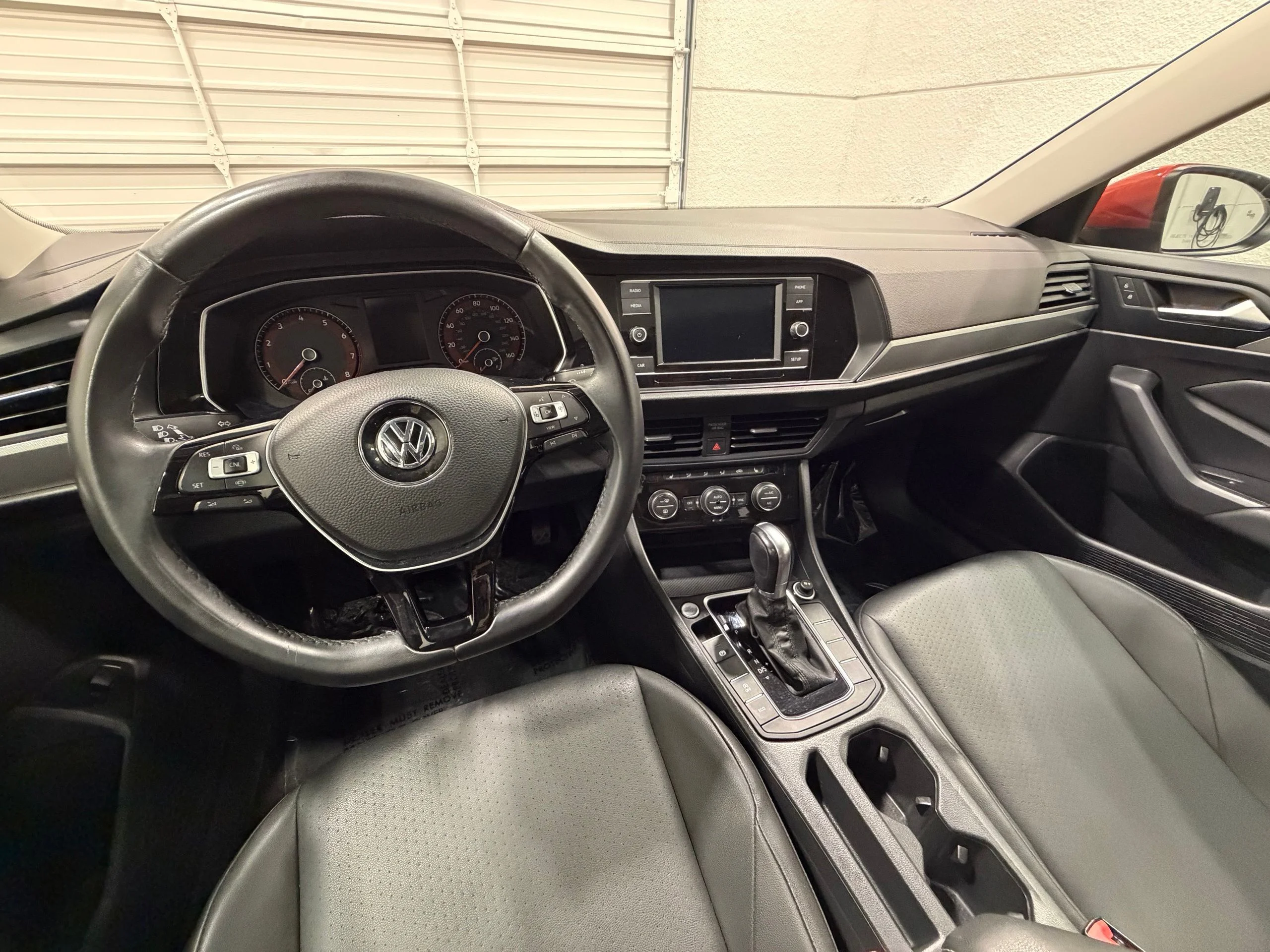 Used 2019 Orange Volkswagen 1.4T SE image 38