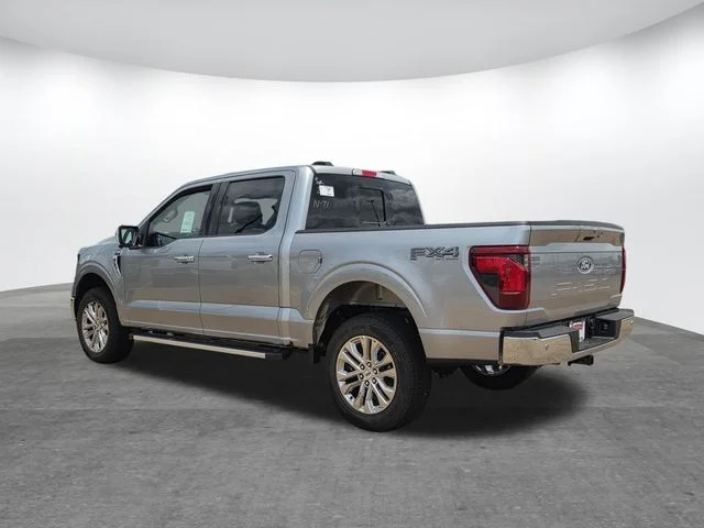 New 2026 Iconic Silver Metallic Ford XLT image 3