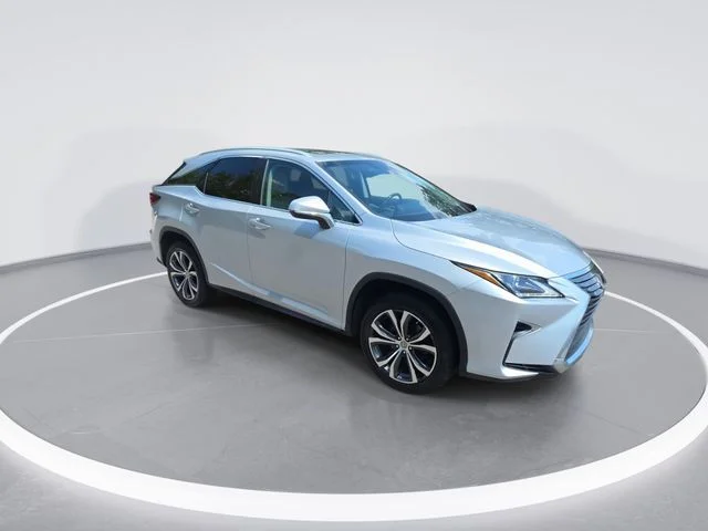 Used 2017  Lexus 350 image 2