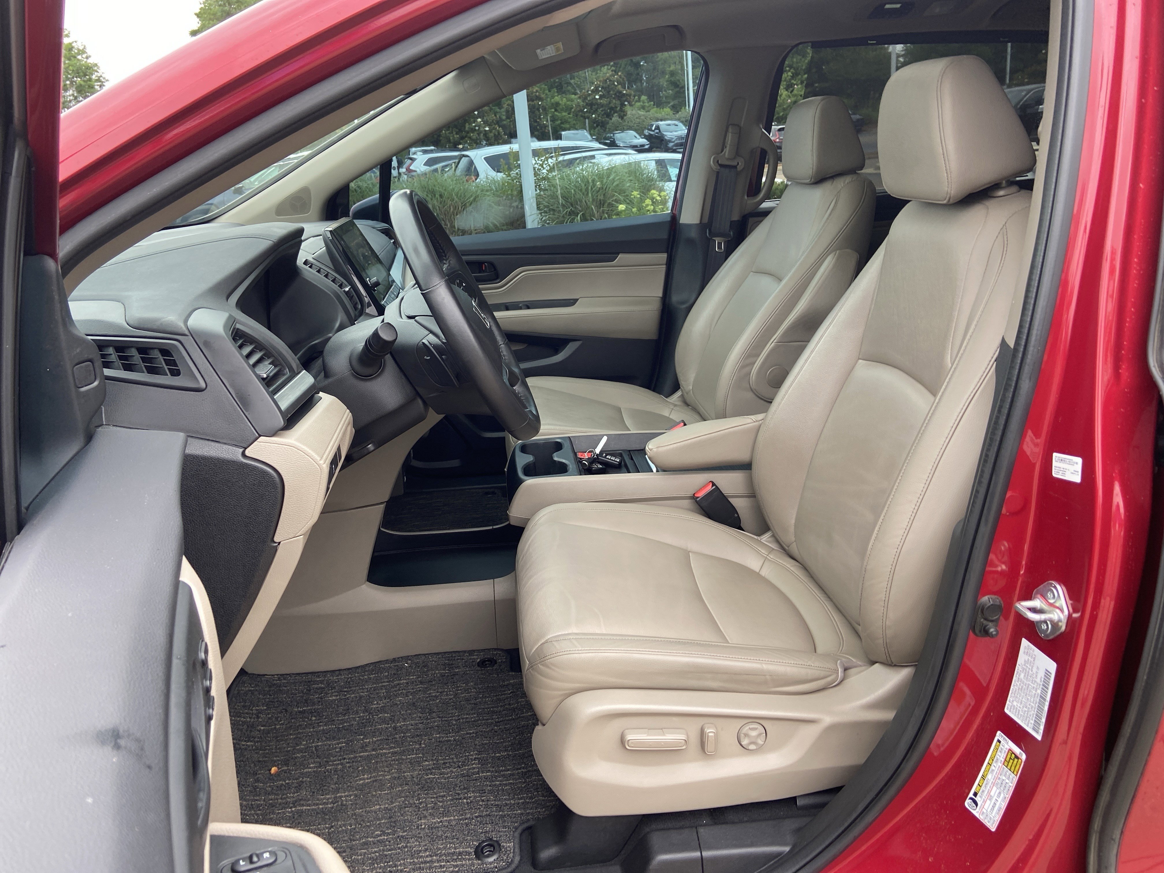 Used 2023 Radiant Red Metallic II Honda EX-L image 34