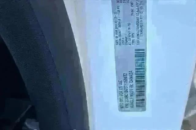 New 2026 Bright White Clear-Coat Exterior Paint Chrysler  image 29