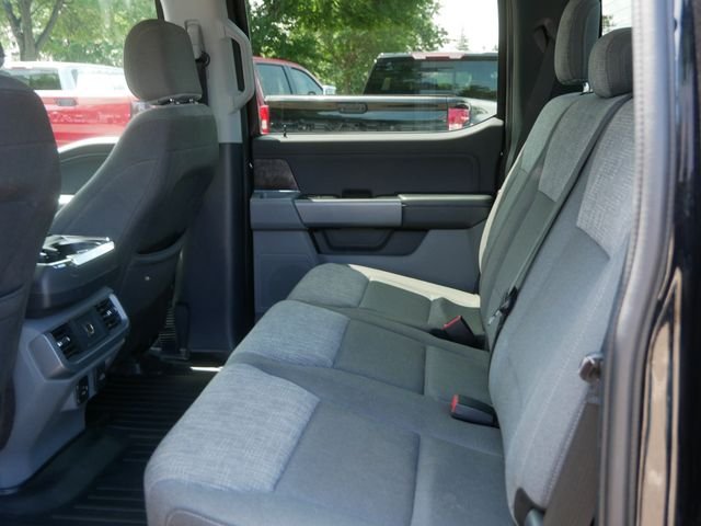 Used 2021 Black Ford XLT image 17