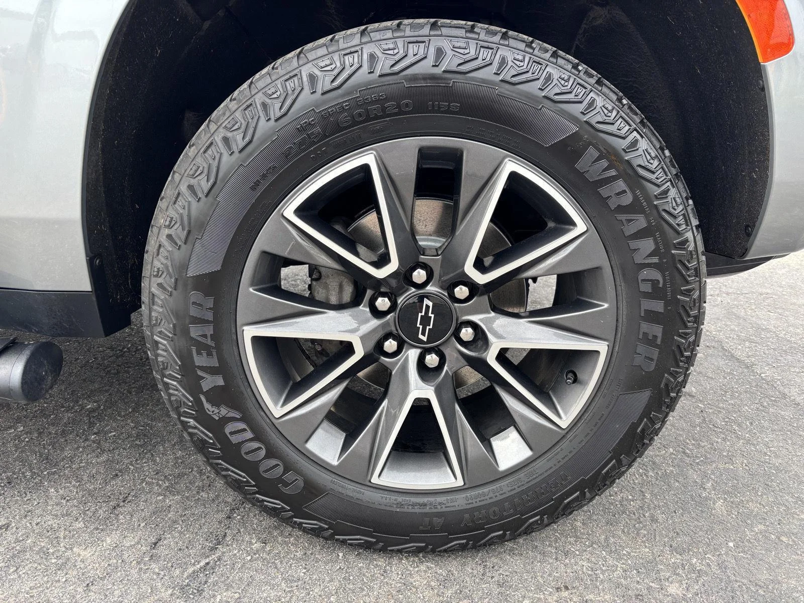 Used 2023 Sterling Gray Metallic Chevrolet Z71 image 9