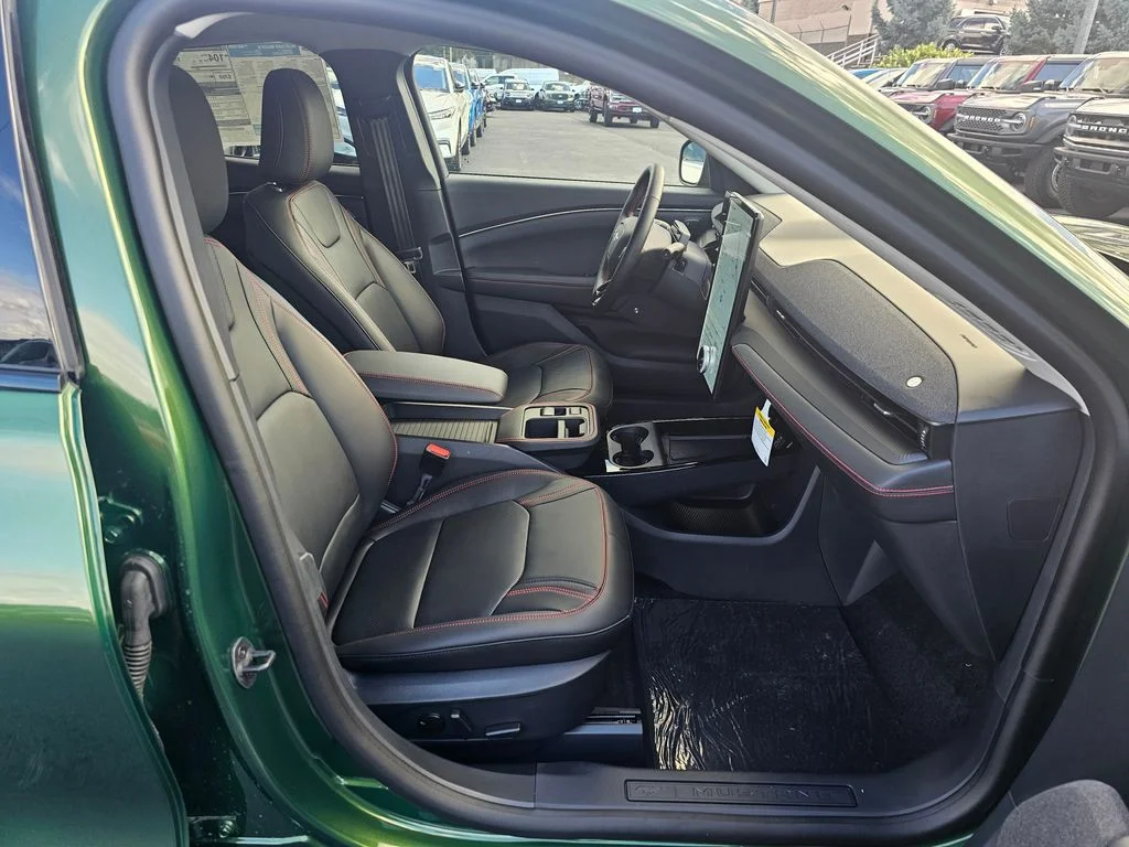 New 2025 Eruption Green Metallic Ford Premium image 10