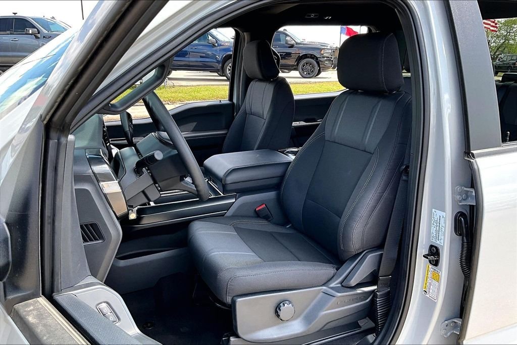 New 2026 Ford F-150 STX 4D SuperCrew