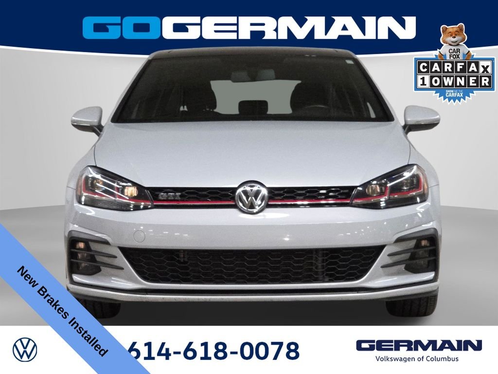 Used 2018 White Silver Volkswagen 2.0T SE image 3