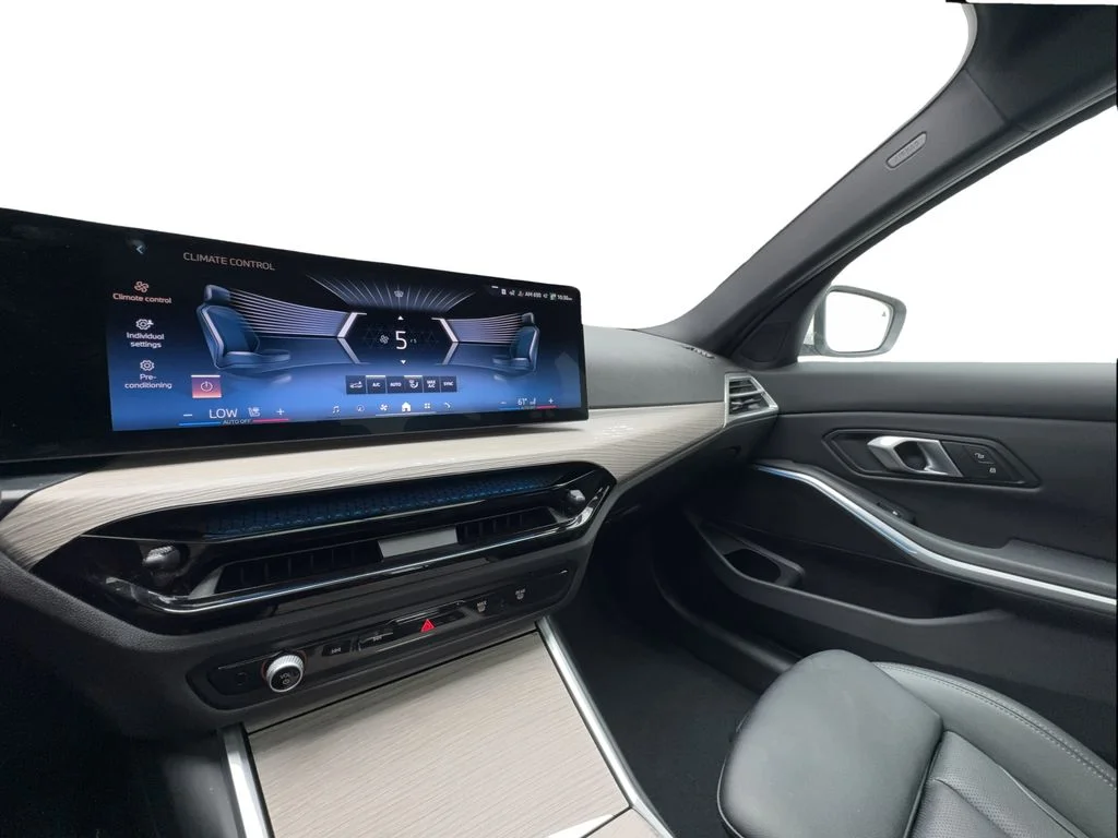Used 2025 White BMW 330i image 42