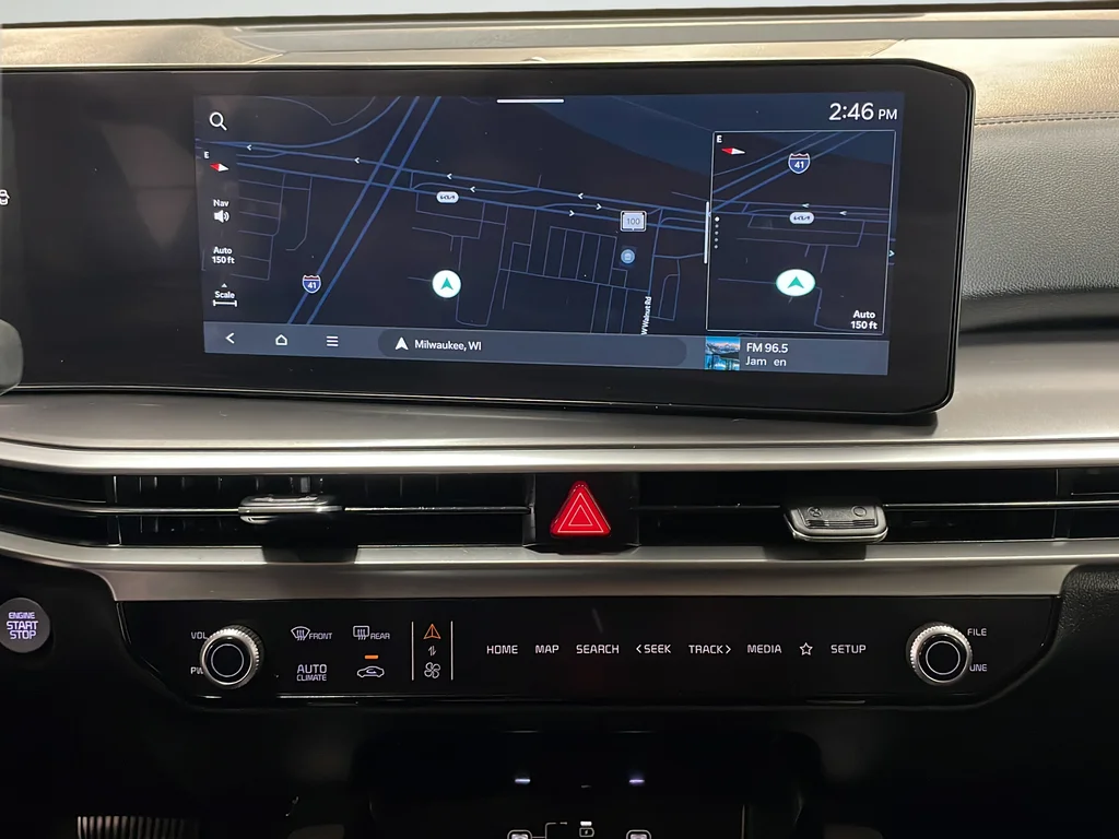 Used 2024 Black Kia S image 33