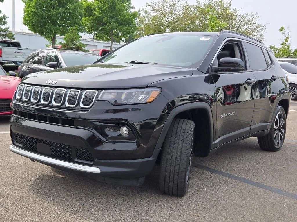Used 2022 Black Jeep Limited image 6