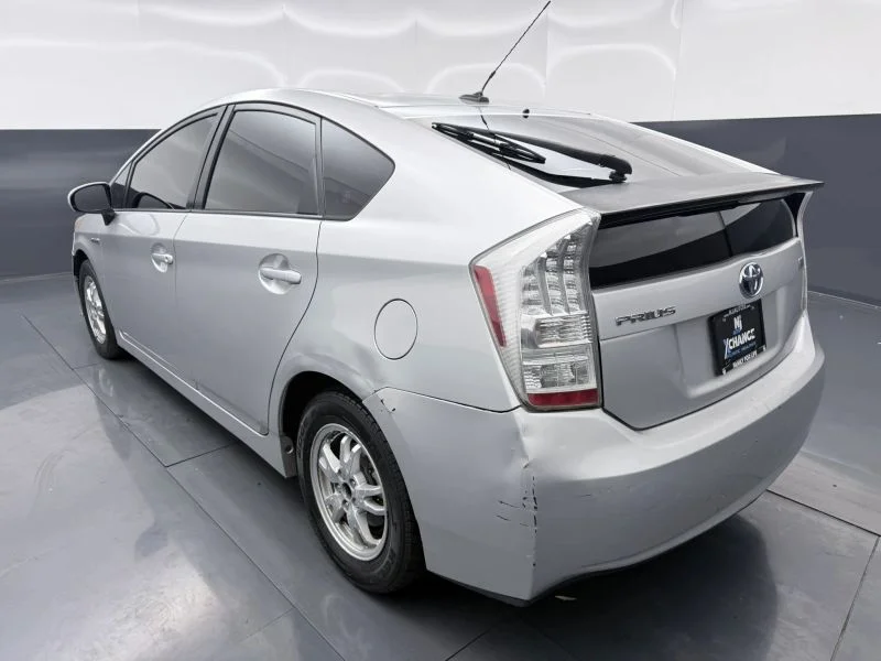 Used 2011 Silver Toyota Two Hatchback 4D image 5