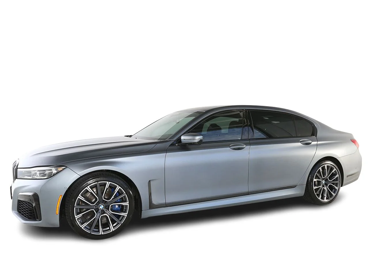 Used 2022 Blue BMW 750i xDrive image 10