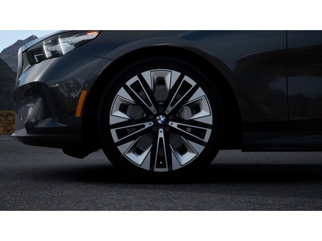 New 2027 Dark Graphite Metallic BMW 530i xDrive image 7