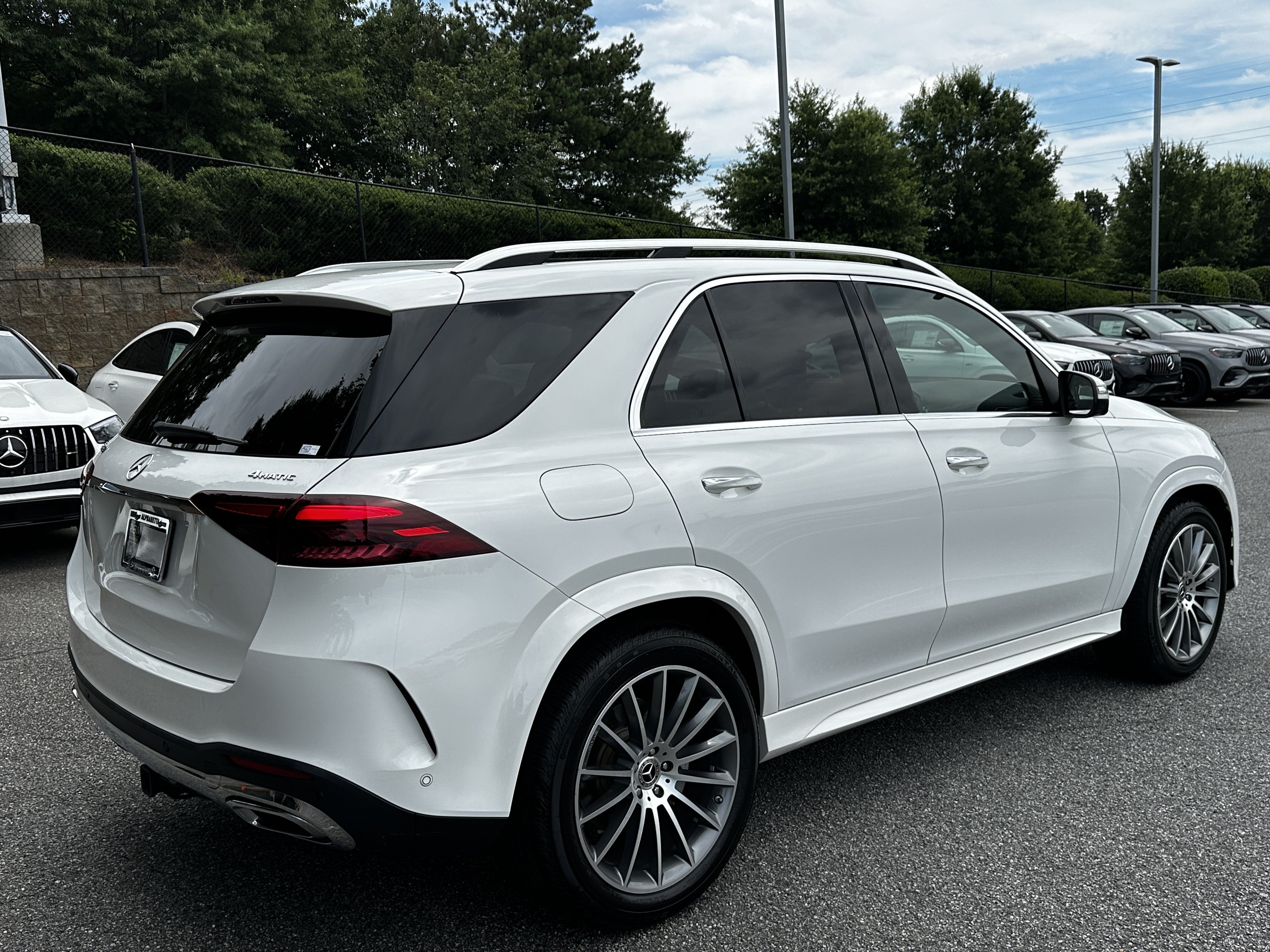 Certified Used 2024 White Mercedes-Benz GLE 350 image 8