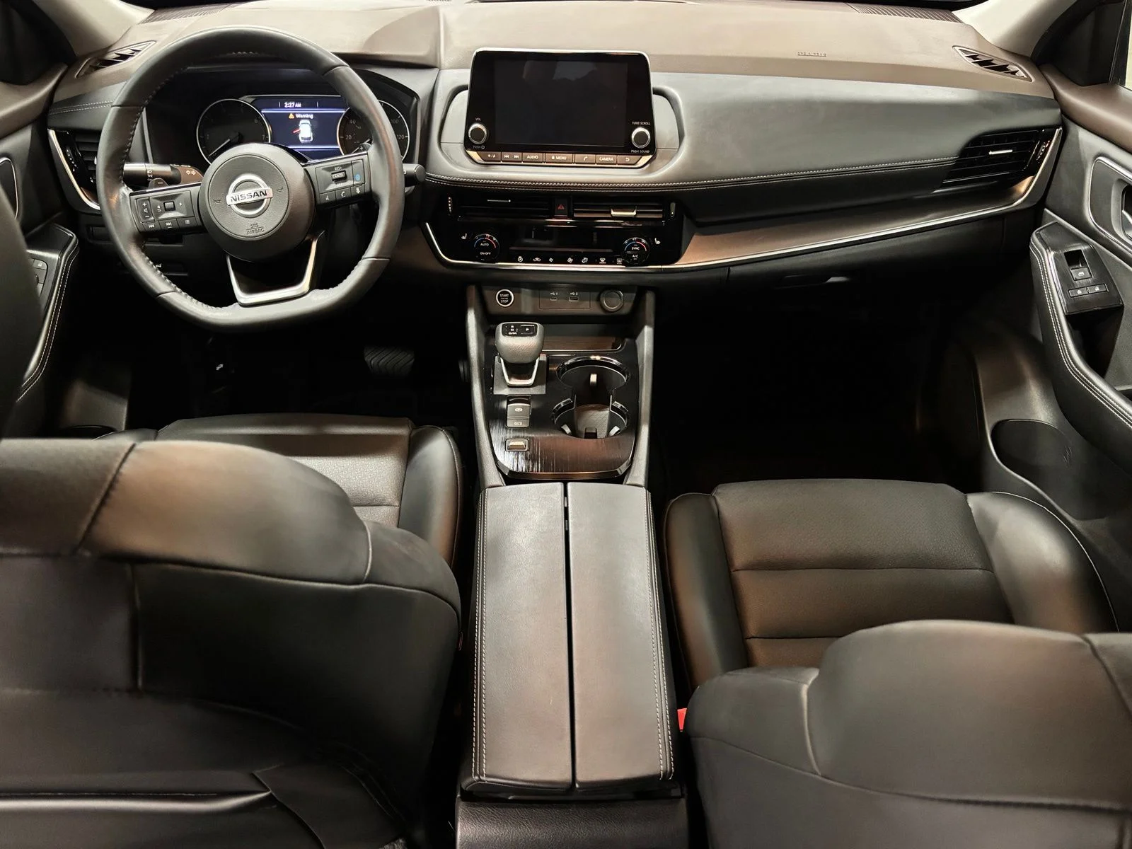Used 2021 Red Nissan SV image 12