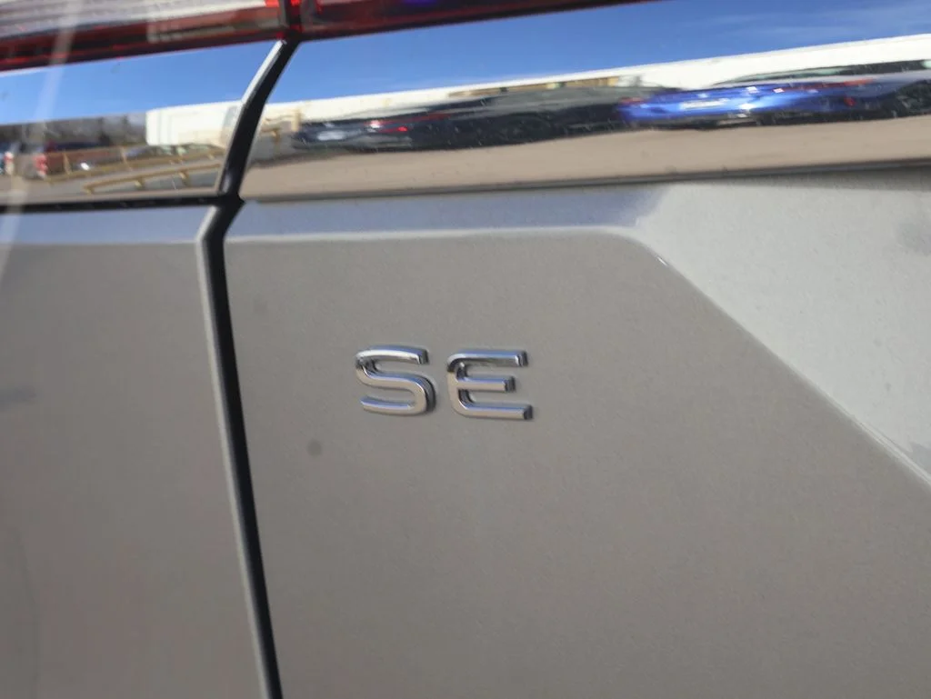New 2026 Silver Volkswagen 2.0T SE w/Technology image 36