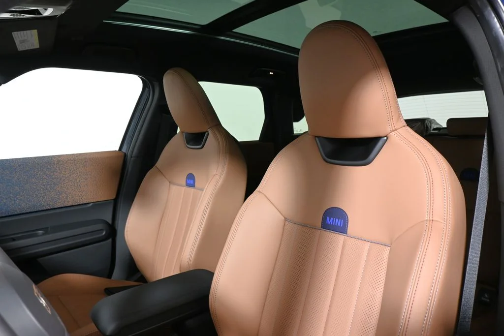 New 2027 Blue MINI S image 16