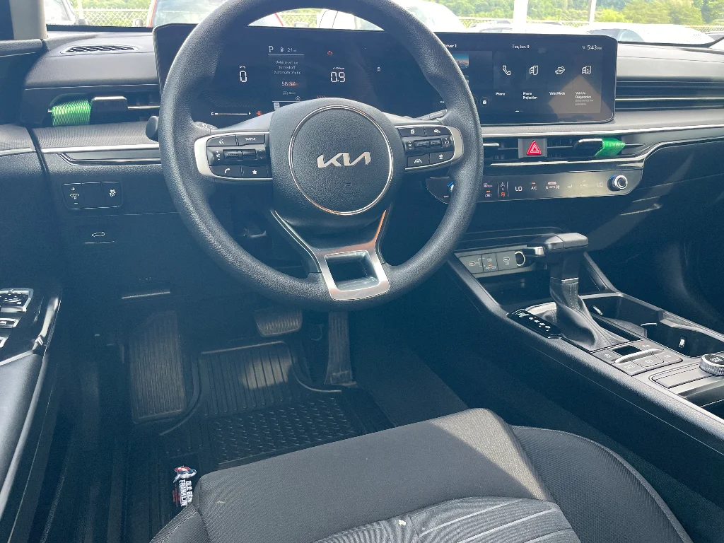 Used 2025 Interstellar Gray Kia LXS image 2
