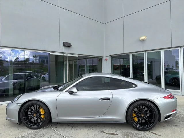Used 2019 GT Silver Metallic Porsche Carrera 4S image 4