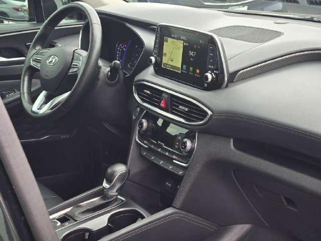 Used 2020 Black Hyundai Limited image 7