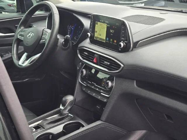 Used 2020 Black Hyundai Limited image 7