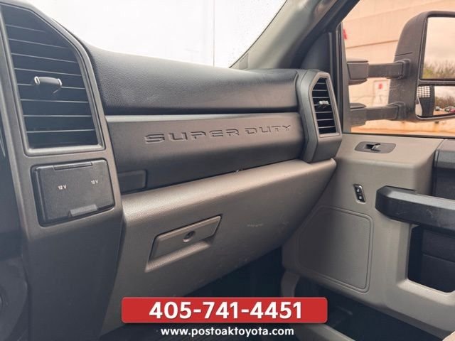 Used 2020 White Ford XL image 16