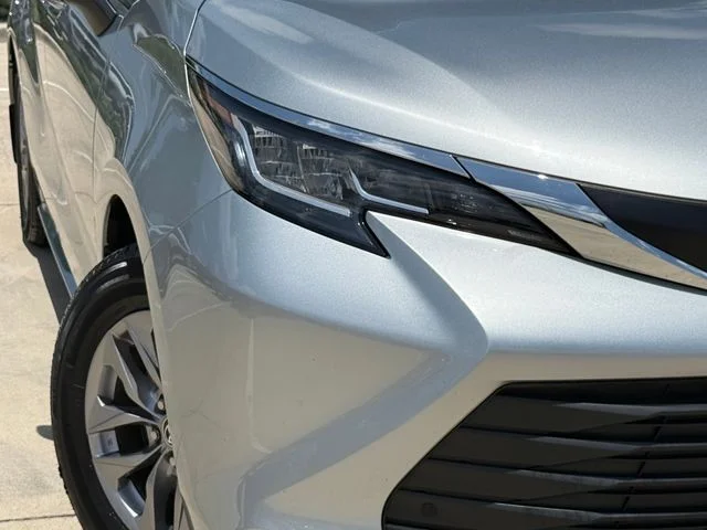 Certified Used 2022 Silver Toyota XLE image 3
