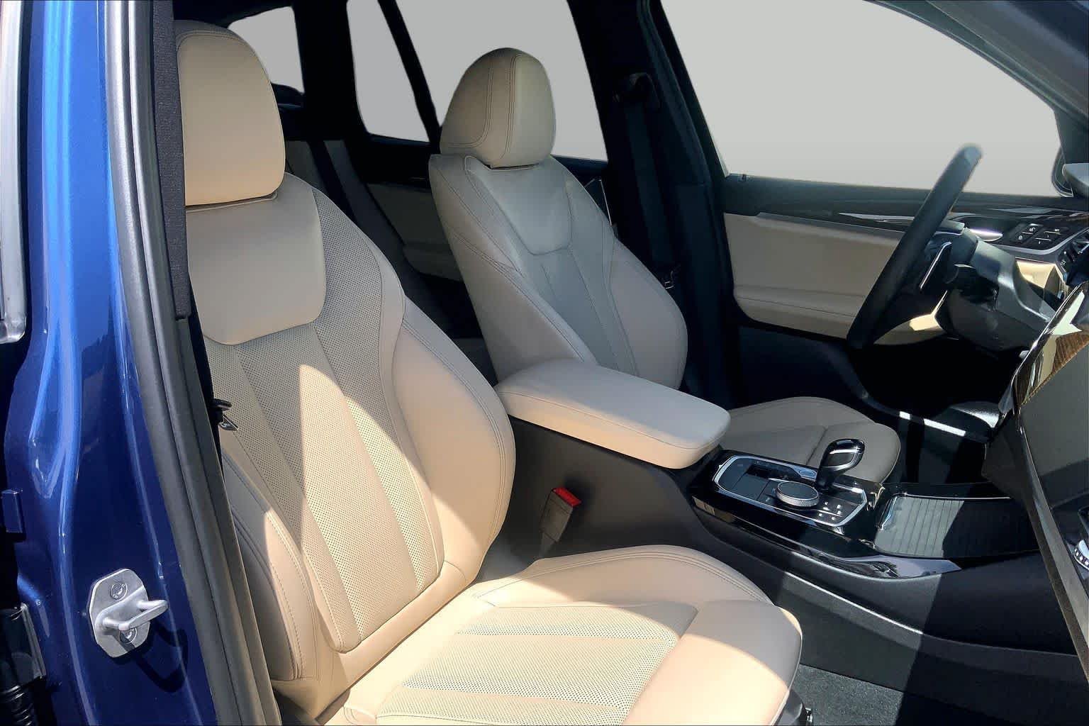 Used 2023 Phytonic Blue Metallic BMW xDrive30i image 8