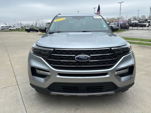 Used 2023 Silver Ford XLT image 6