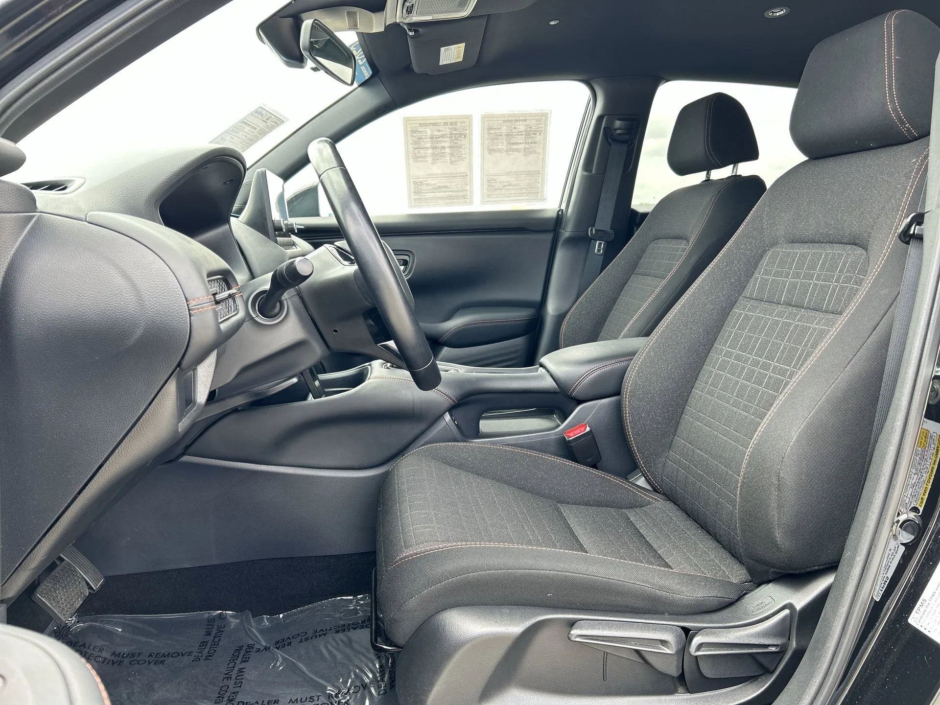 2025 Honda HR-V Sport - Photo 13
