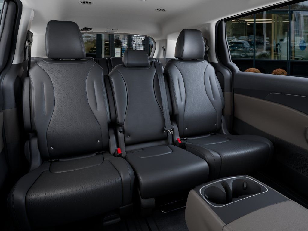 New 2027 Deep Chroma Blue Kia LXS image 16