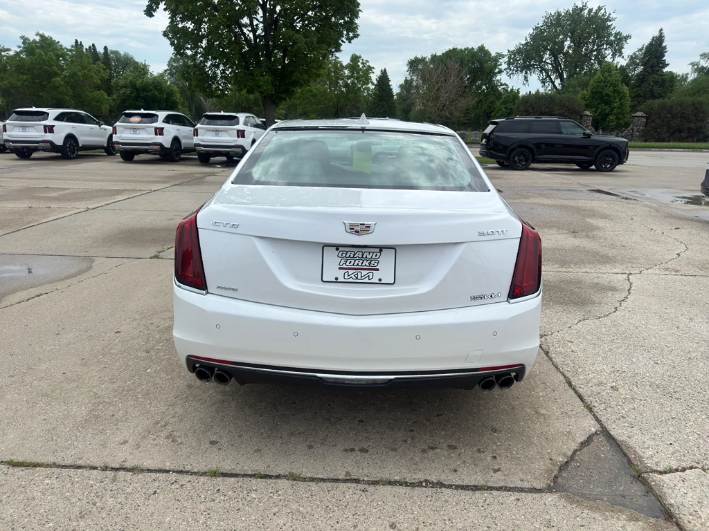 Used 2017 Crystal White Tricoat Cadillac Premium Luxury AWD image 6