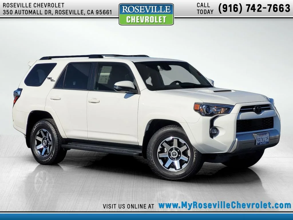 2022 Toyota 4Runner TRD Off-Road Premium 4WD V6's photo