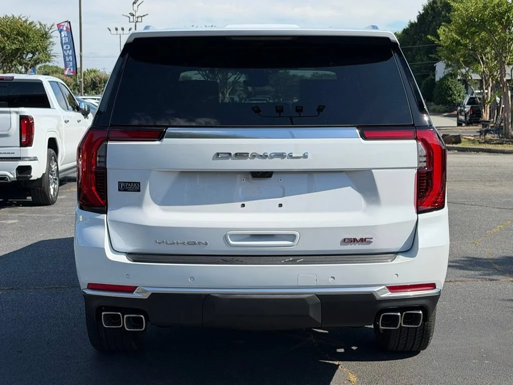 2026 GMC Yukon Denali - Photo 28