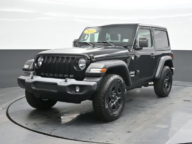 Used 2021 Black Jeep Sport image 1