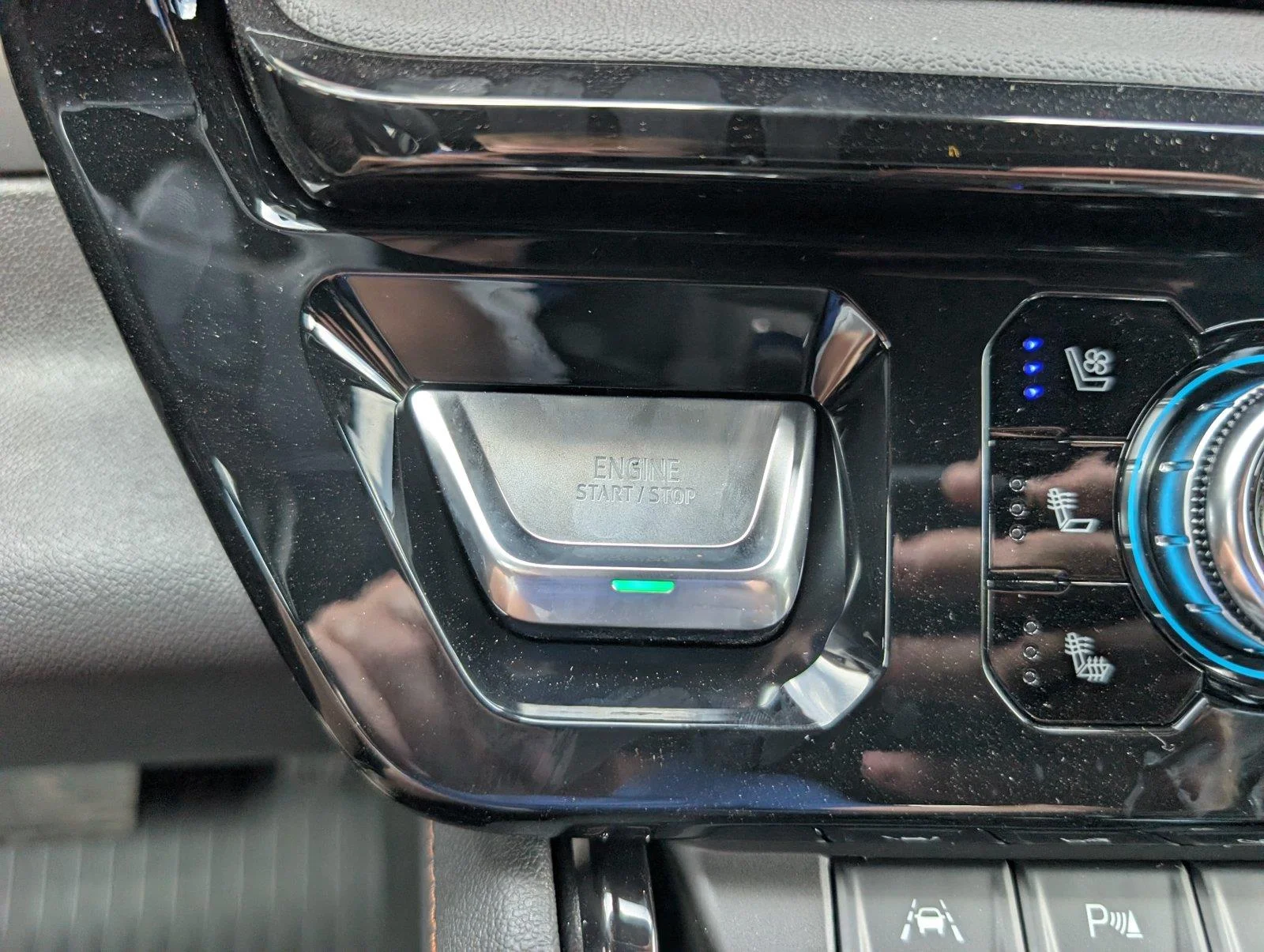 2026 GMC Sierra 1500 AT4 - Photo 25