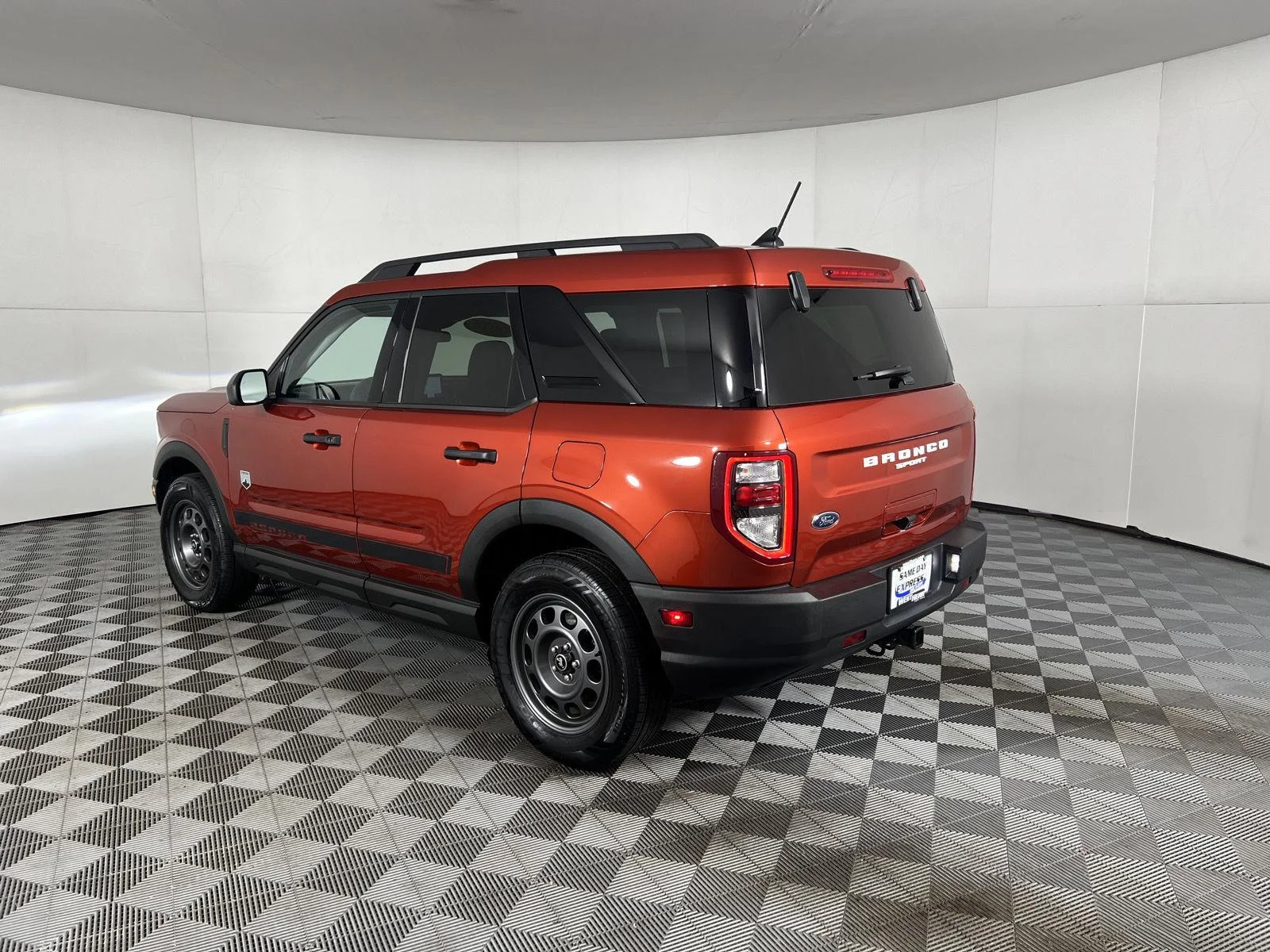 Used 2024 Rd Ford Big Bend image 3