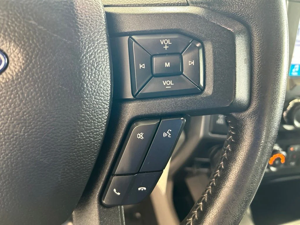 Used 2019 Black Ford XLT image 45