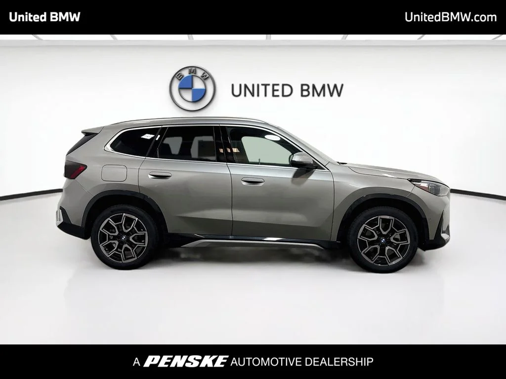 New 2027  BMW xDrive28i image 4
