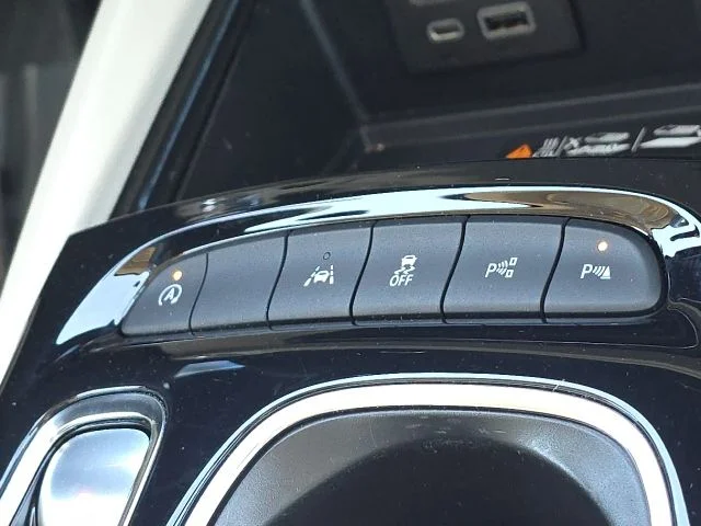 Used 2023 Blue Buick Avenir image 44