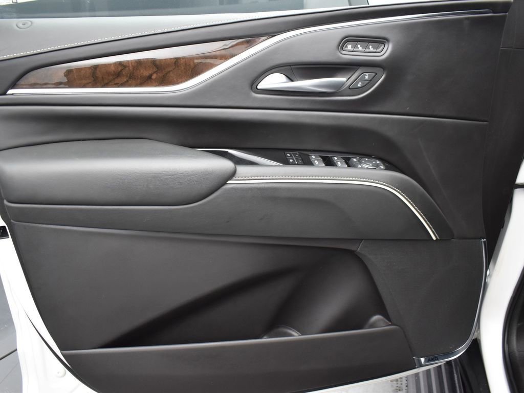 2023 CADILLAC ESCALADE - Image 10