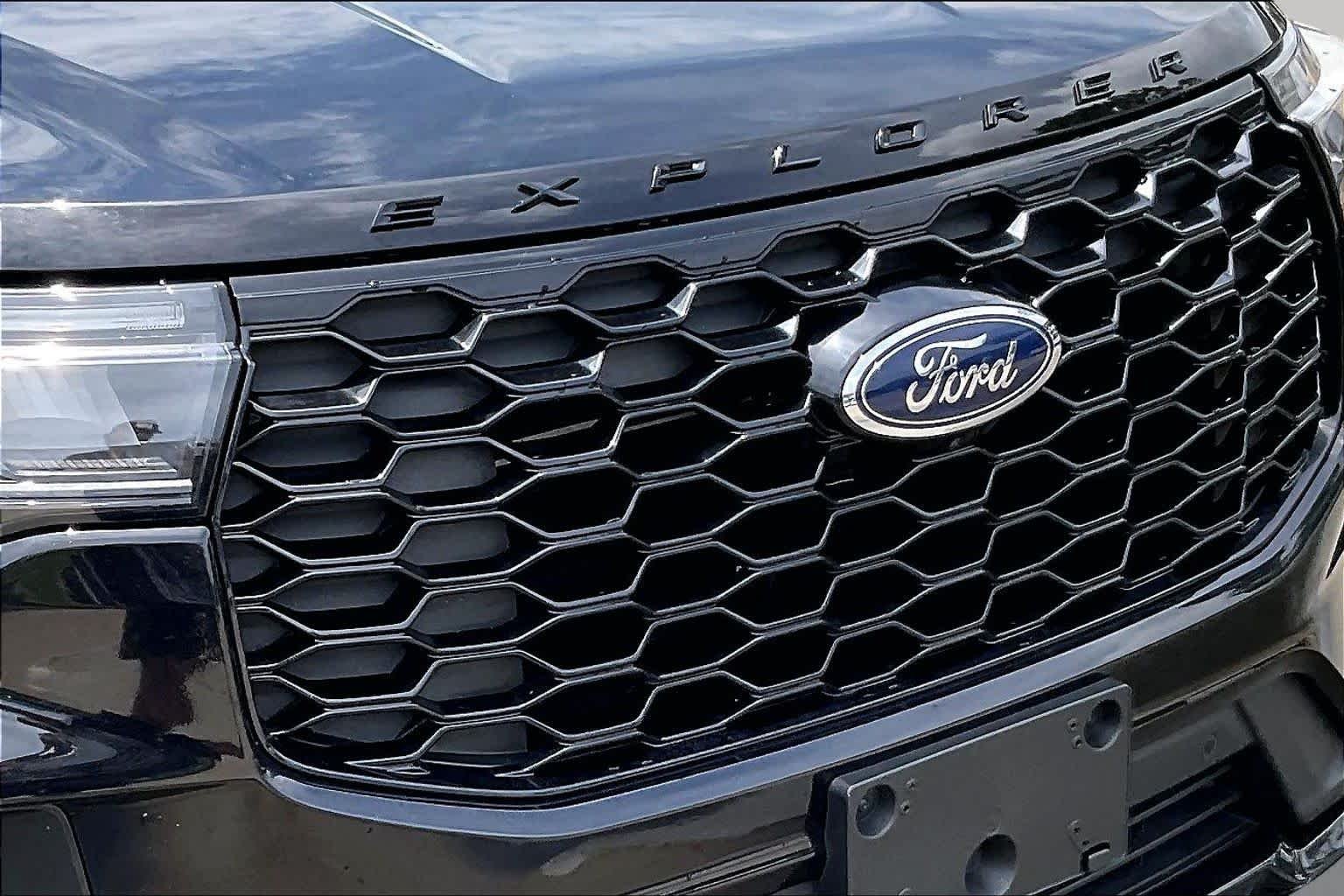 Used 2025 Agate Black Ford ST-Line image 56