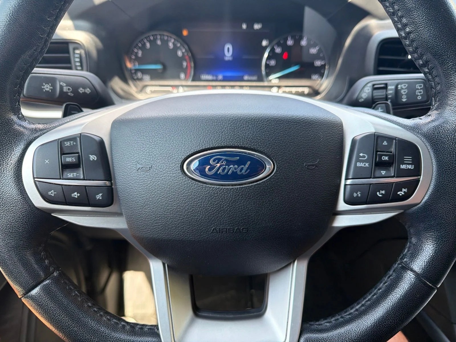 Used 2020 Black Metallic Ford XLT image 18
