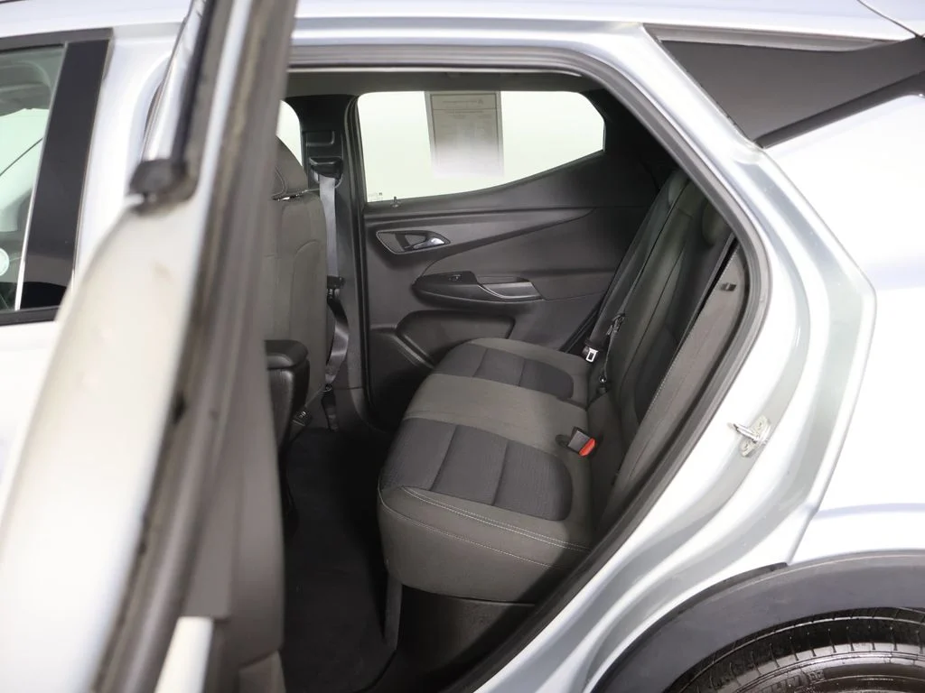 Used 2023 Silver Chevrolet LT image 28