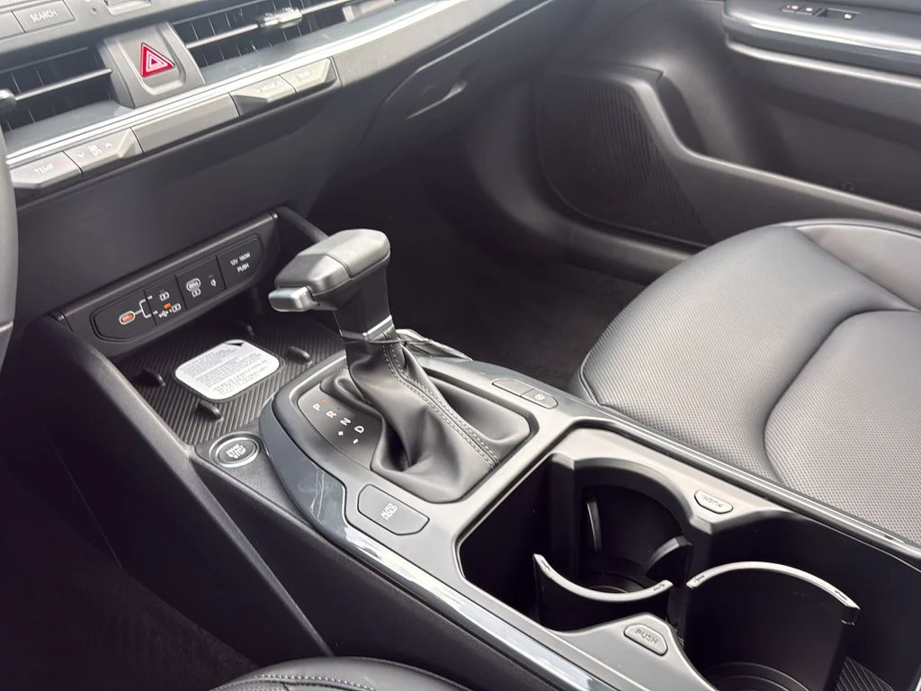 New 2026 White Kia EX image 22