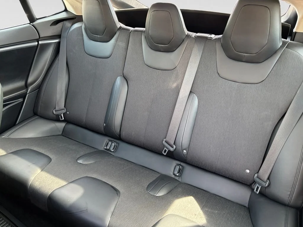 Used 2016 White Tesla 90D image 13
