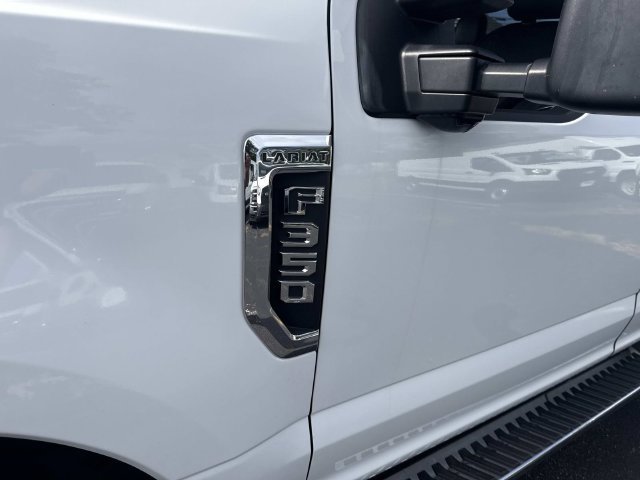 Used 2020 Oxford White Ford Lariat image 12