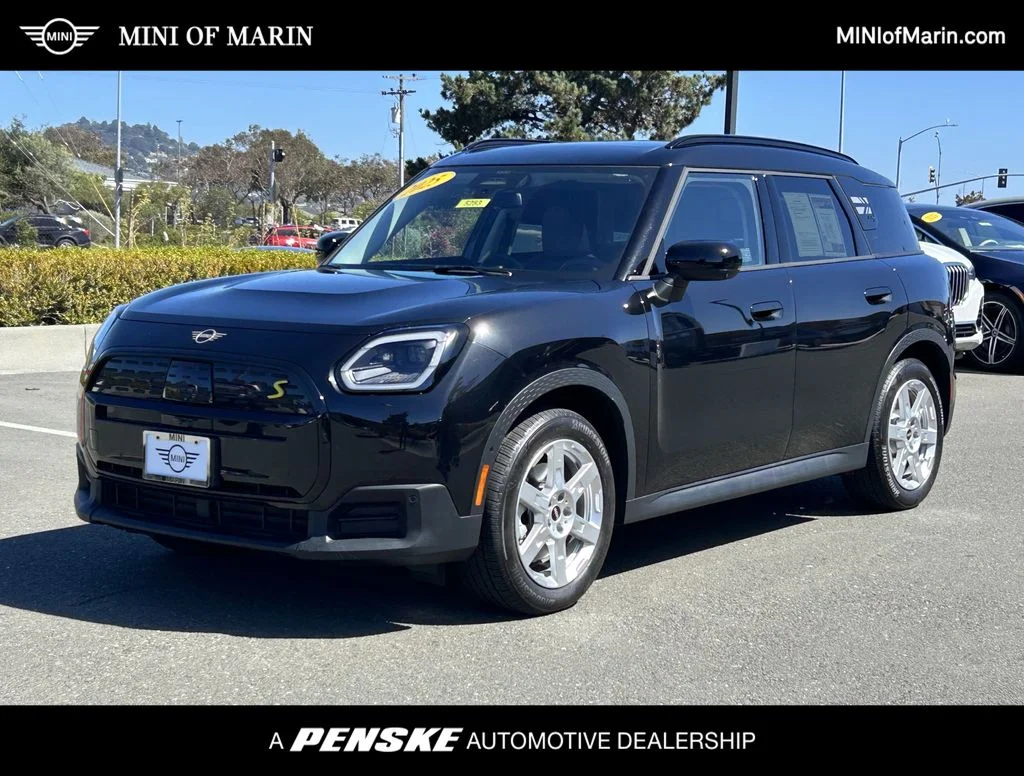 Used 2025 Midnight Black II Metallic MINI Iconic image 1