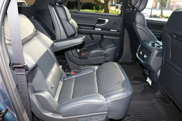New 2027 Nocturnal Blue Metallic Ford MAX Platinum image 50