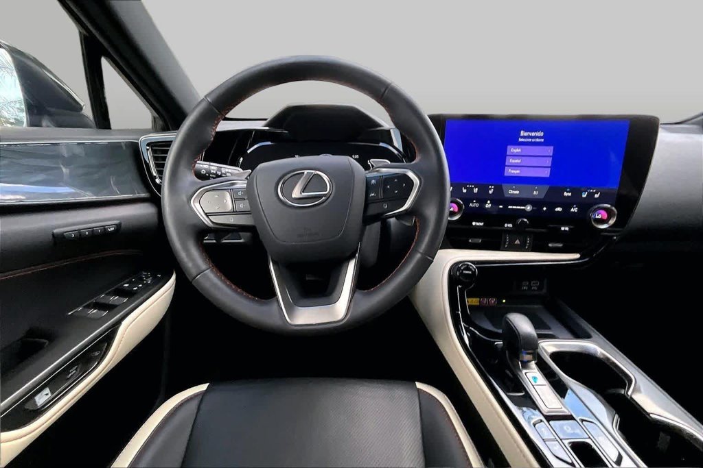 Used 2023 Green Lexus 350h Premium image 6
